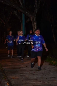 Runner Photo 1705301