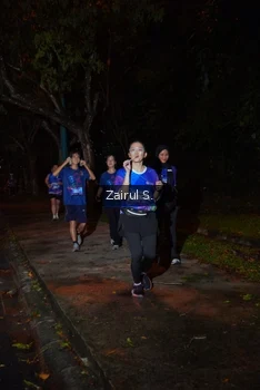 Runner Photo 1705309