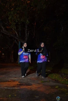Runner Photo 1705341