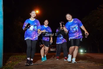 Runner Photo 1705357