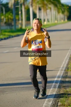 Runner Photo 1705457