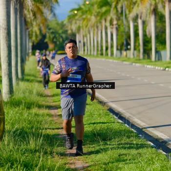 Runner Photo 1705479