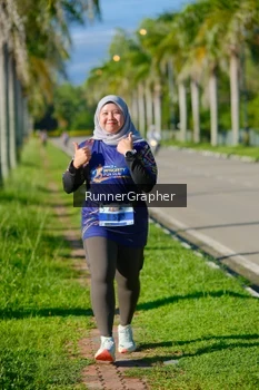 Runner Photo 1705485
