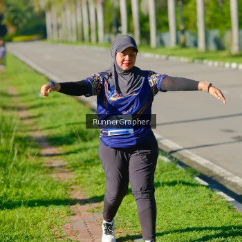 Runner Photo 1705499