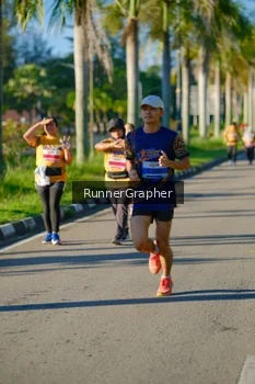 Runner Photo 1705503