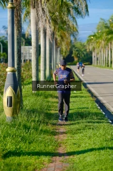 Runner Photo 1705520