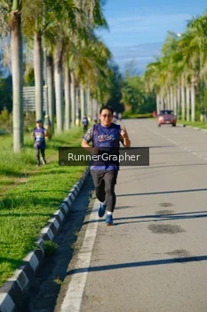Runner Photo 1705546