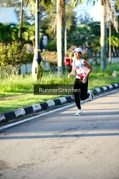 Runner Photo 1705585