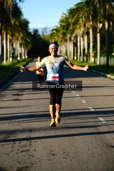 Runner Photo 1705598