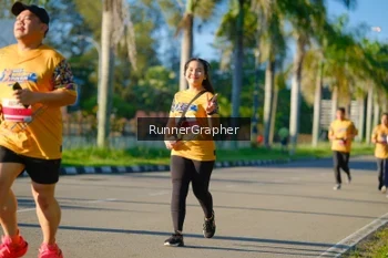 Runner Photo 1705603