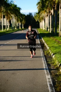 Runner Photo 1705604