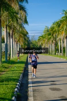 Runner Photo 1705632