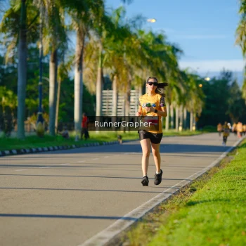 Runner Photo 1705650