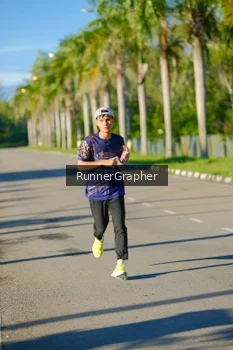 Runner Photo 1705725