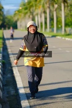 Runner Photo 1705756