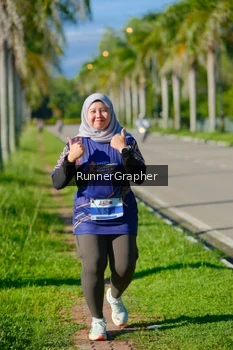Runner Photo 1705805
