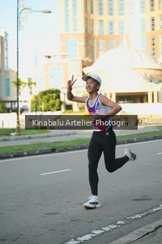 Runner Photo 1705986