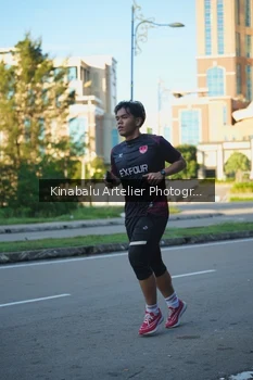 Runner Photo 1706011