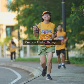 Runner Photo 1706059