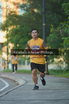 Runner Photo 1706065
