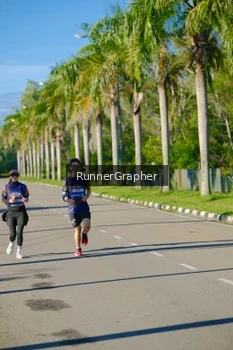 Runner Photo 1706078