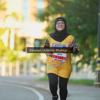 Runner Photo 1706096
