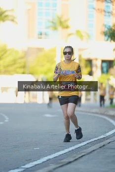 Runner Photo 1706150