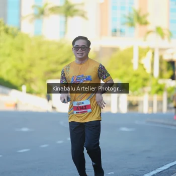 Runner Photo 1706172