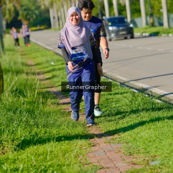 Runner Photo 1706174