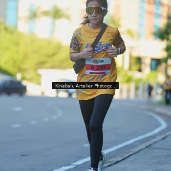 Runner Photo 1706183