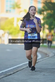 Runner Photo 1706248