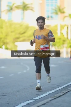 Runner Photo 1706254