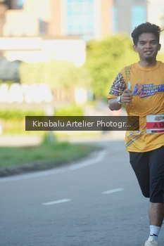 Runner Photo 1706256