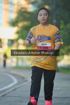 Runner Photo 1706303