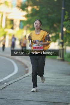 Runner Photo 1706327