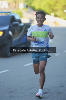 Runner Photo 1706336