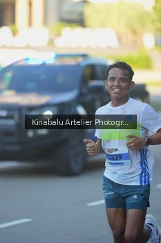 Runner Photo 1706339