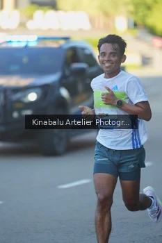 Runner Photo 1706341