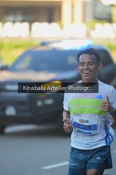 Runner Photo 1706348