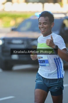 Runner Photo 1706353