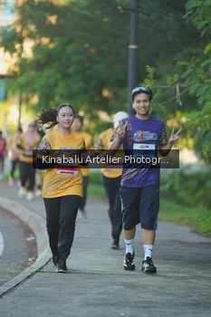 Runner Photo 1706365