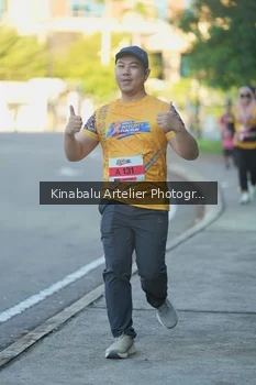 Runner Photo 1706375