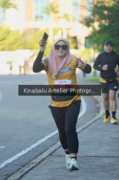 Runner Photo 1706389