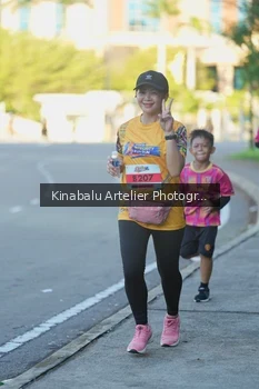 Runner Photo 1706409