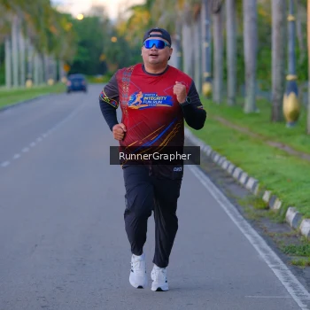 Runner Photo 1706463