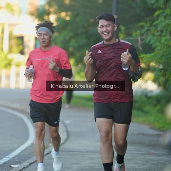 Runner Photo 1706476