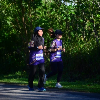 Runner Photo 1706486