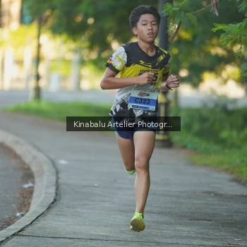 Runner Photo 1706501