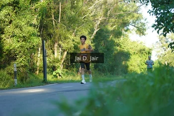 Runner Photo 1706624
