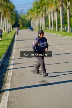 Runner Photo 1706748